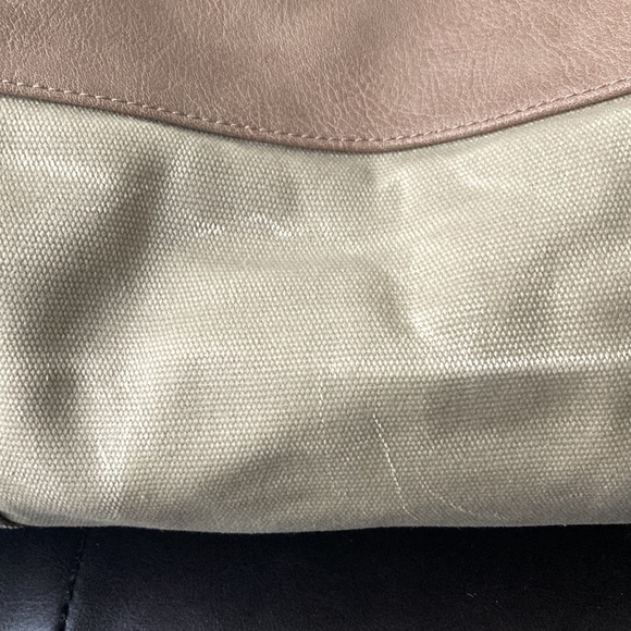 HEARTH & HAND Magnolia Canvas Travel Duffel Bag Khaki - Picture 13 of 14